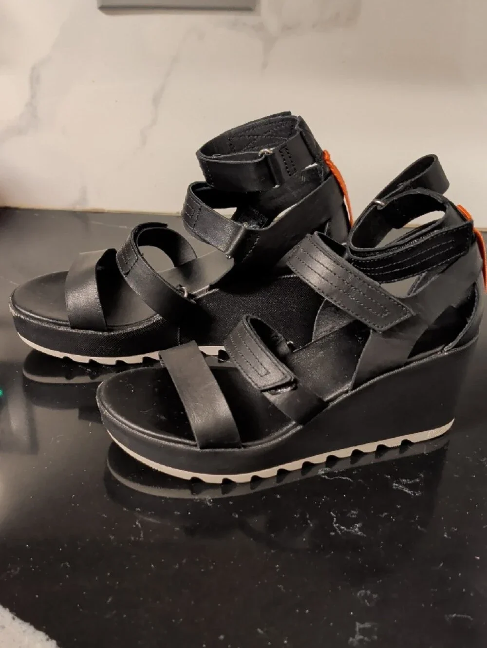 Sorel Cameron Multi-Strap Platform Wedge Size 6 Used Good